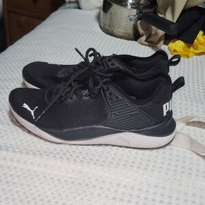 PUMA EUC MENS SIZE 8.5 BLACK PC  RUNNING SNEAKERS SHOES